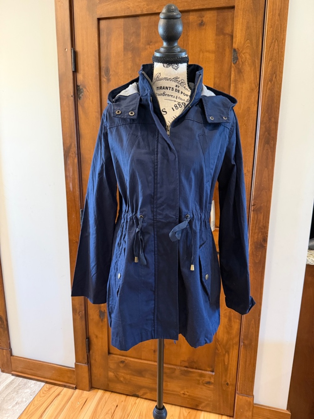 Mine Los Angeles Women’s Navy Hooded Anorak Jacket with Waist Drawstring Small